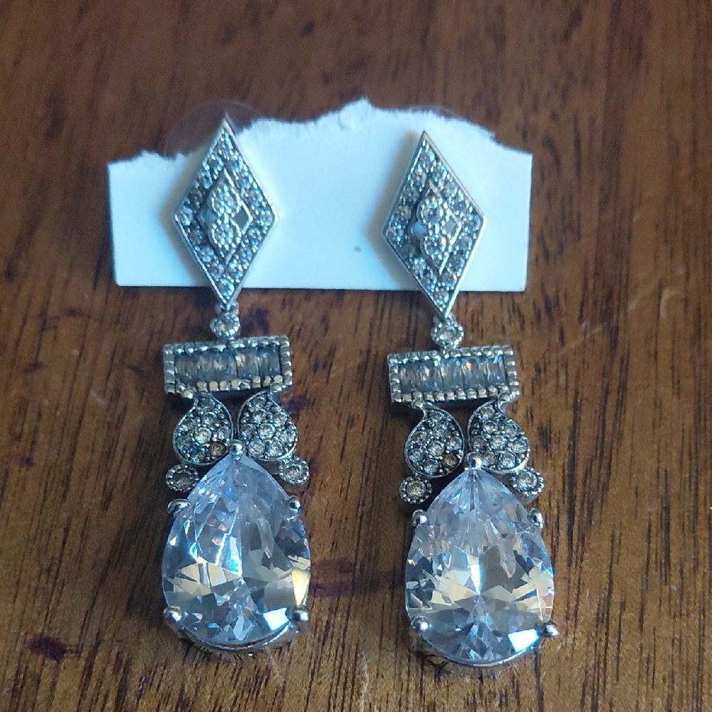 Tejani Bridal Dangle Large Crystal Statement Earings With Amazing Sparkle 2" L